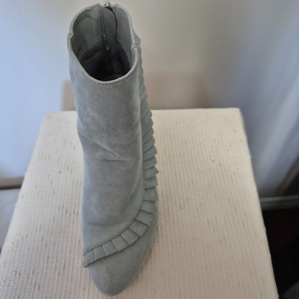 Faux Suede Booties w Ruffle - Picture 3 of 13